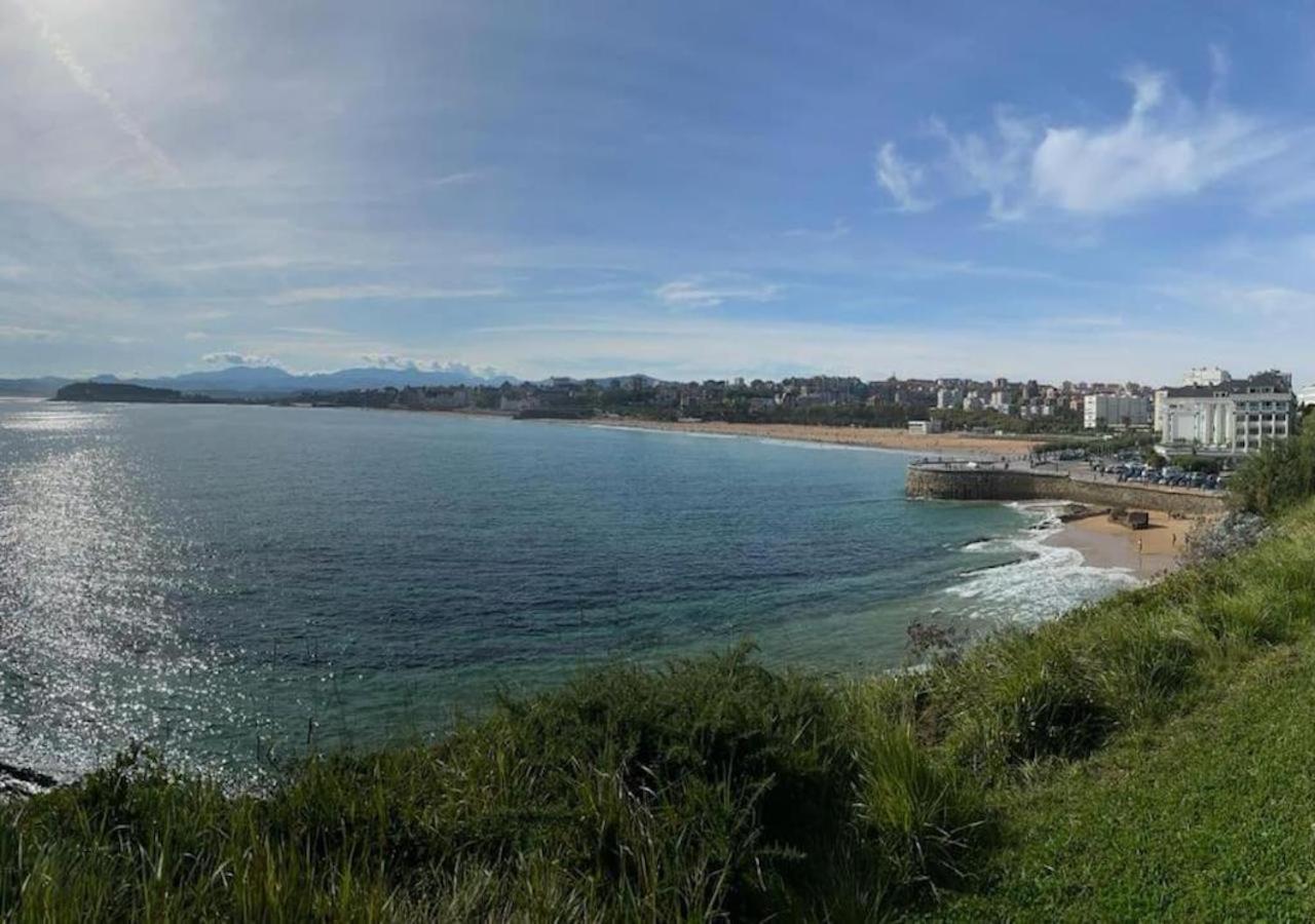 Апартаменты El Pisuco De Lu Entre Puertochico Y El Sardinero Сантандер Экстерьер фото